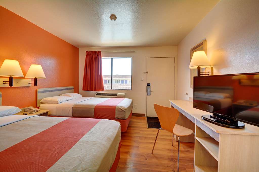 Motel 6 Windsor Locks CT Hartford - photo 16