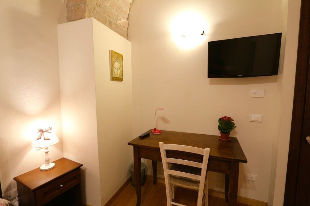 La Casina Colorata — Assisi — photo 3