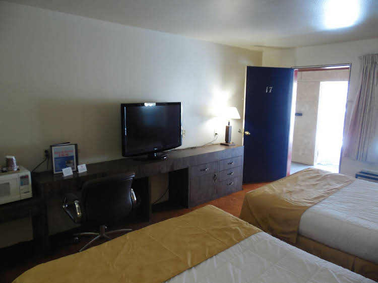 Hudson Inn Milford in Milford, United States