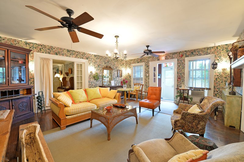 Latch Pop Up Inn - photo 12