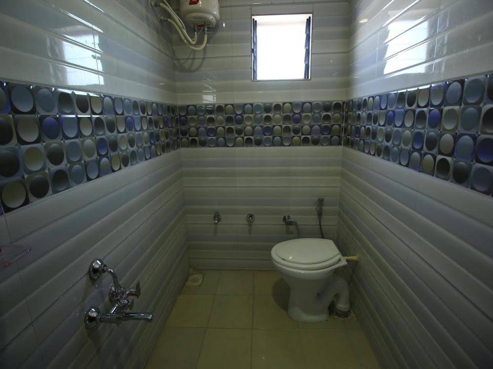 OYO Rooms Sahkari Jin Cross Road — Himatnagar — photo 4