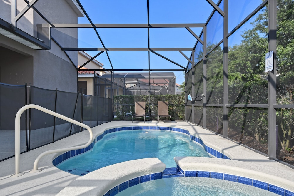 Elegant 7bed 5.5bath Pool Villa at Solterra Resort - photo 40