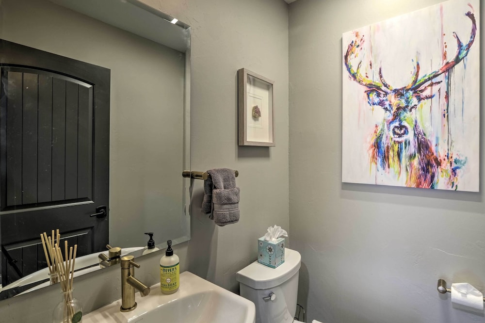 Upscale Home with Hot Tub 3 Mi to Breck Ski Resort - photo 17