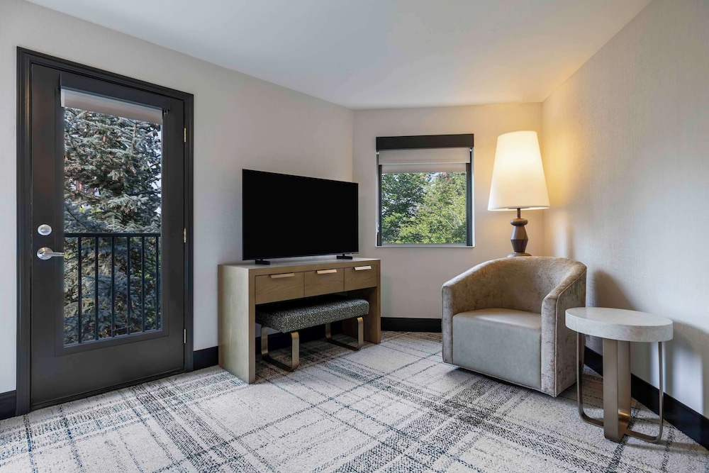 The Newberry Hotel Bend Tapestry Collection by Hilton - photo 39