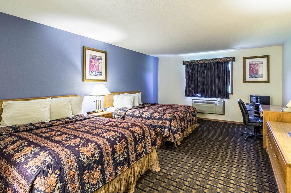Rodeway Inn Baxter - photo 25