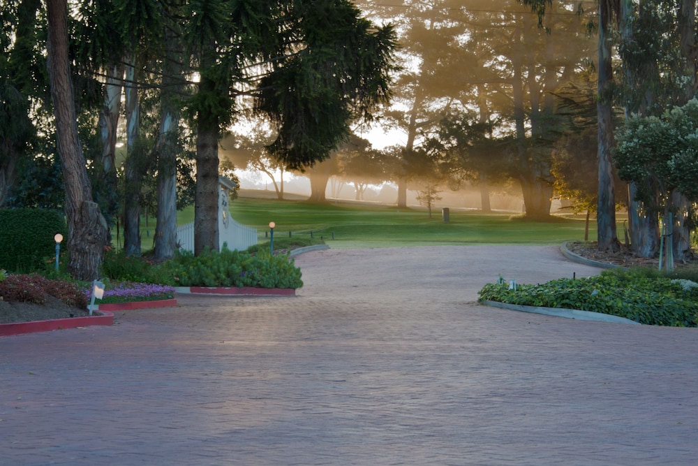 Inn At Morro Bay - photo 27