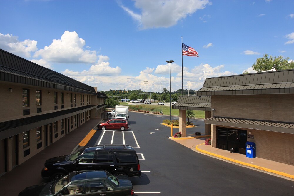 Best Western Kennesaw Inn - photo 26
