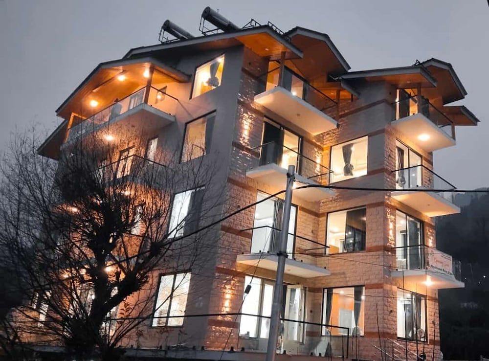 Apple Woods - carbon neutral hotel in Manali
