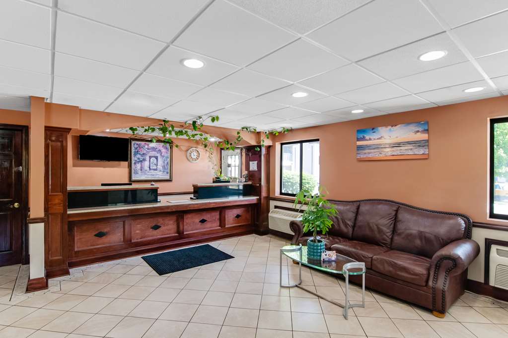 Americas Best Value Inn Torrington CT - photo 5