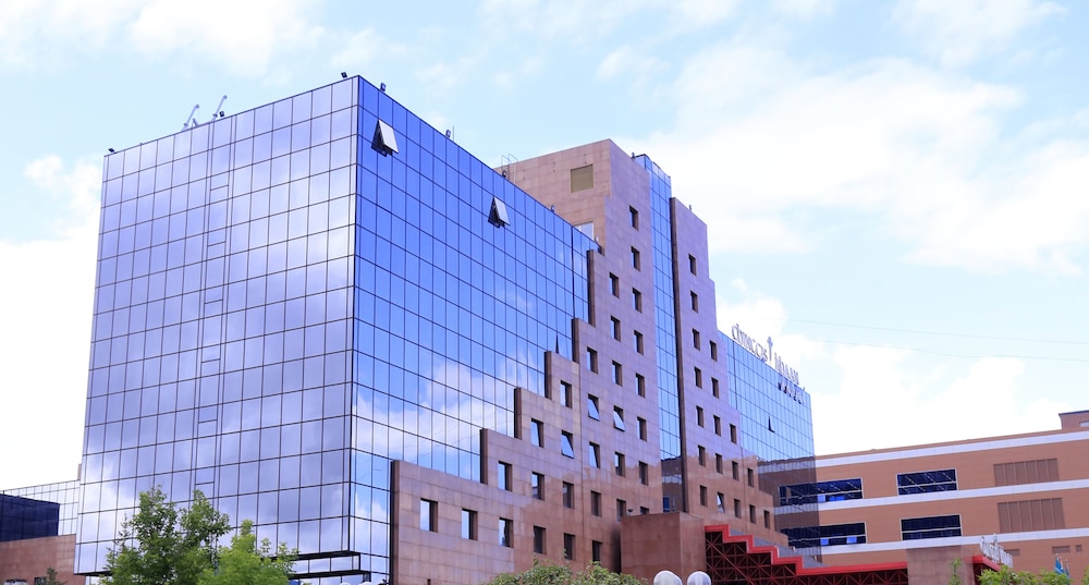 Chinggis Khaan Hotel — 4-Star Luxury Hotel in Ulan Bator, Mongolia