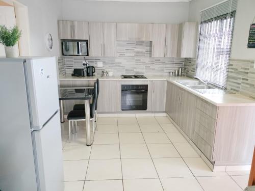 Sunrise Guesthouse — 4-Star Luxury Hotel in Pretoria, South Africa