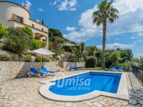 Villa bunganvilla — 4-Star Luxury Hotel in Calonge, Spain