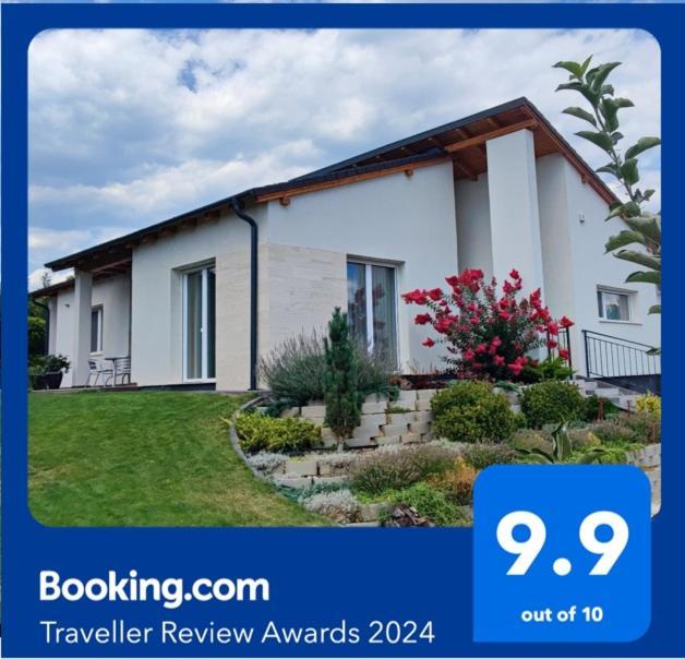 White Column House — 4-Star Luxury Hotel in Diosd, Hungary
