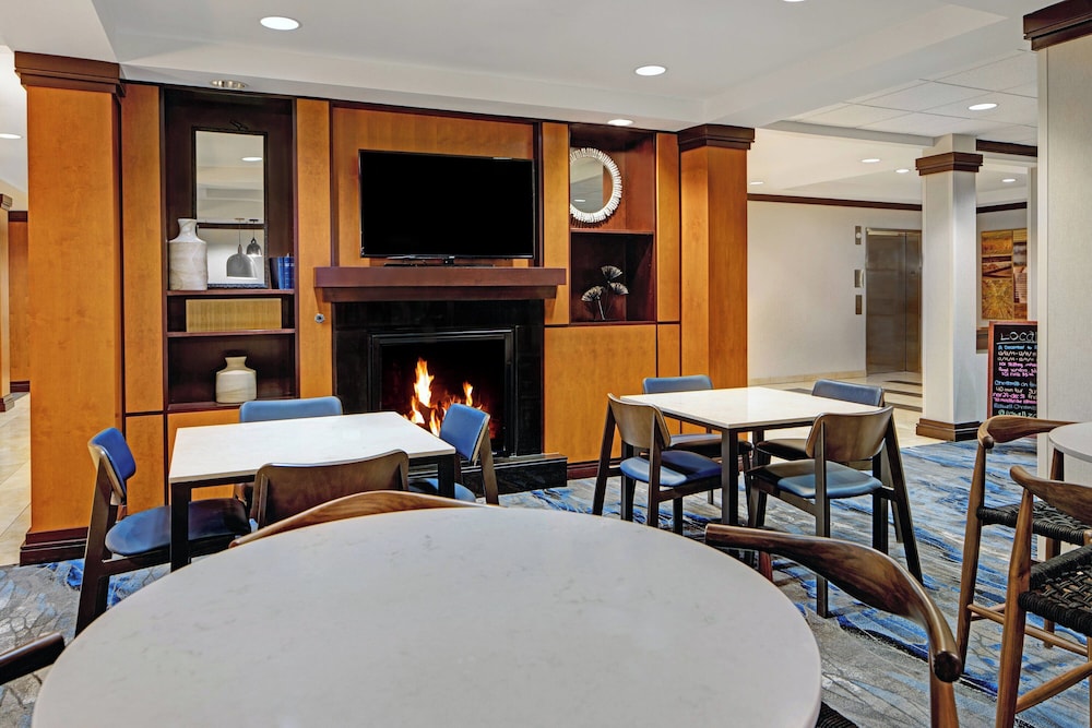 Fairfield Inn & Suites by Marriott Carlsbad - photo 35