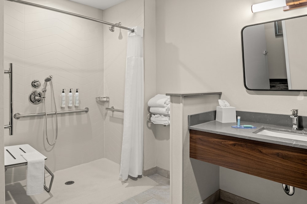 Fairfield by Marriott Inn & Suites Winters Davis - photo 16