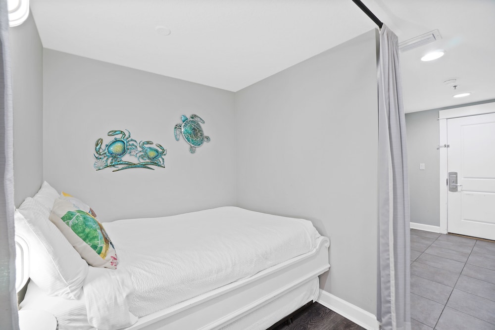 Grand Panama Beach Resort PET Friendly by Panhandle Getaways - photo 35