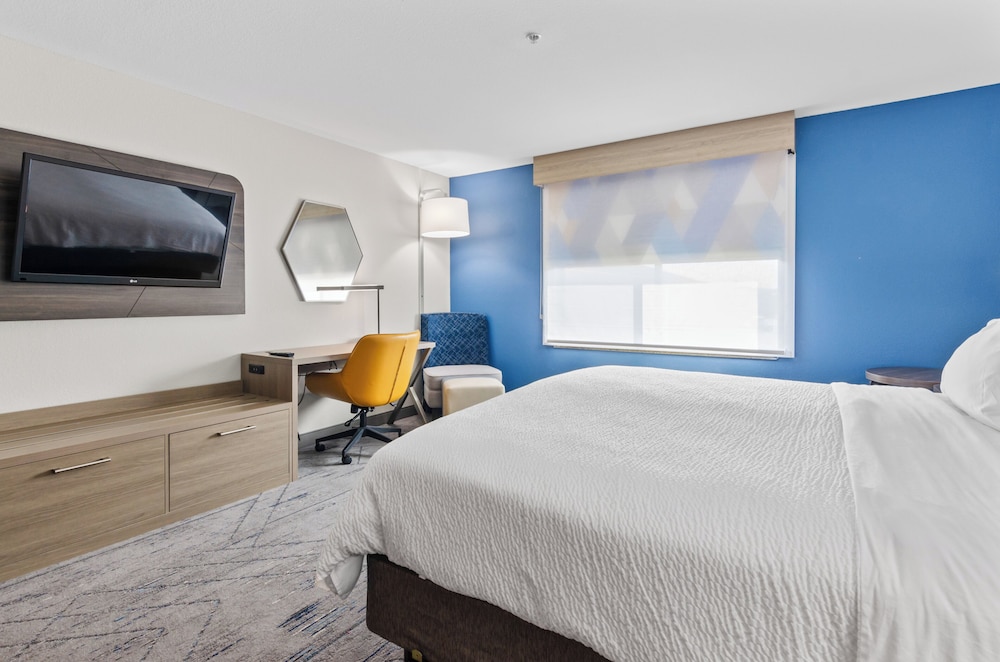 Holiday Inn Express Hotel & Suites Mount Airy by IHG - photo 12