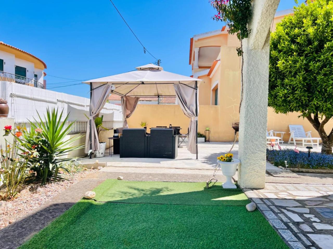 Refúgio Ribatejano — 4-Star Luxury Hotel in Alpiarca, Portugal