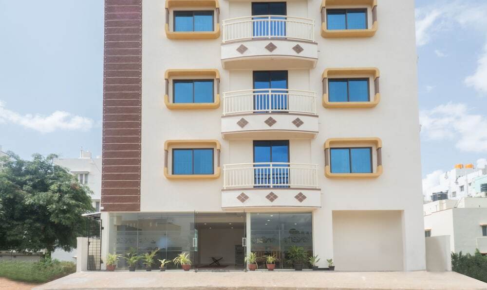 Treebo Raj Avenue - last minute hotel in Bengaluru