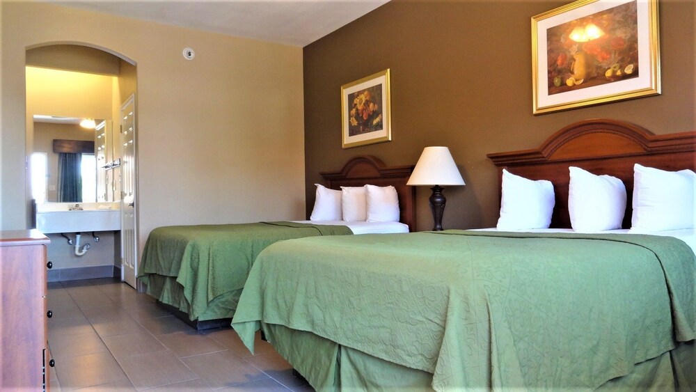 La Copa Inn McAllen - photo 13
