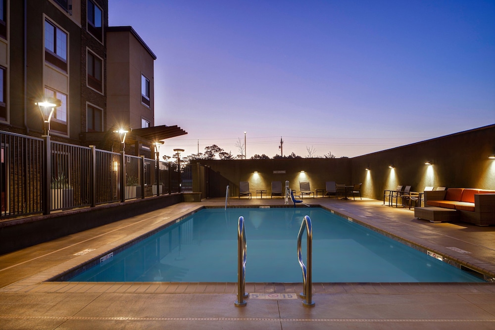 TownePlace Suites San Luis Obispo - photo 38