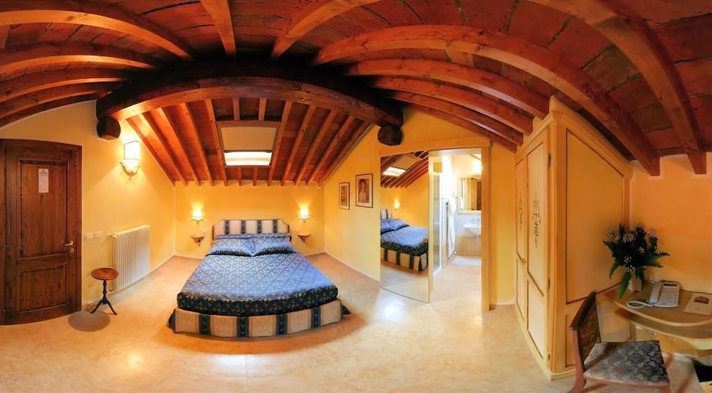 Locanda Modigliani — 4-Star Luxury Hotel in Ferrara, Italy