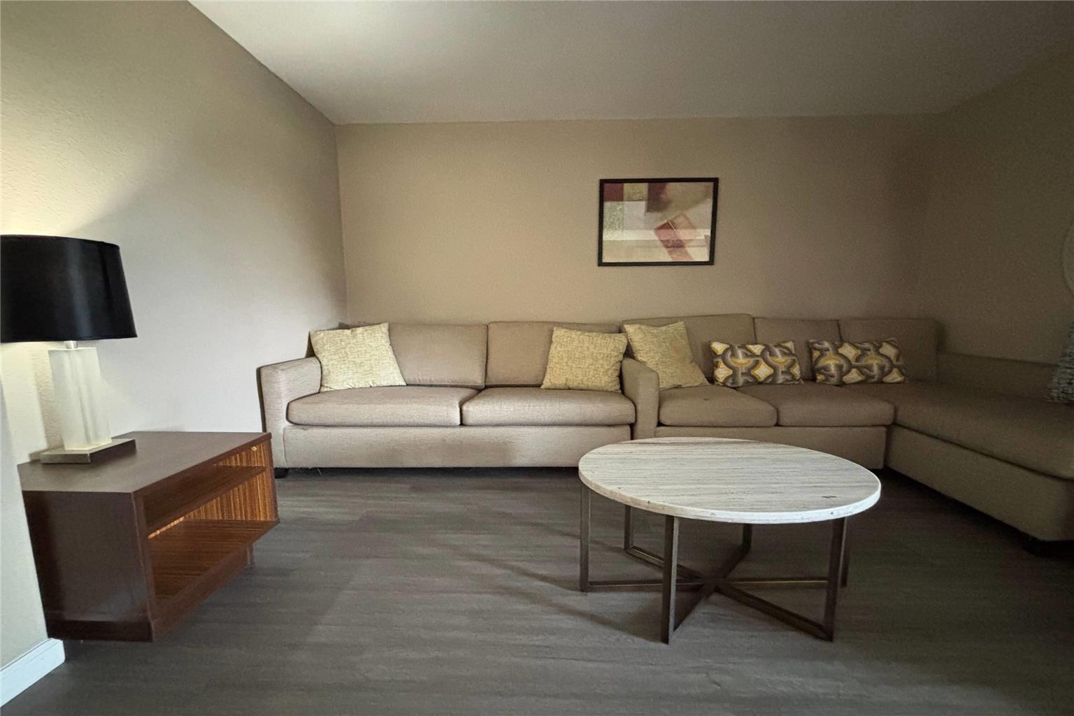 Super 8 by Wyndham Alton - photo 25