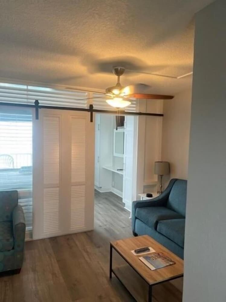 The Maverick Resort - photo 18