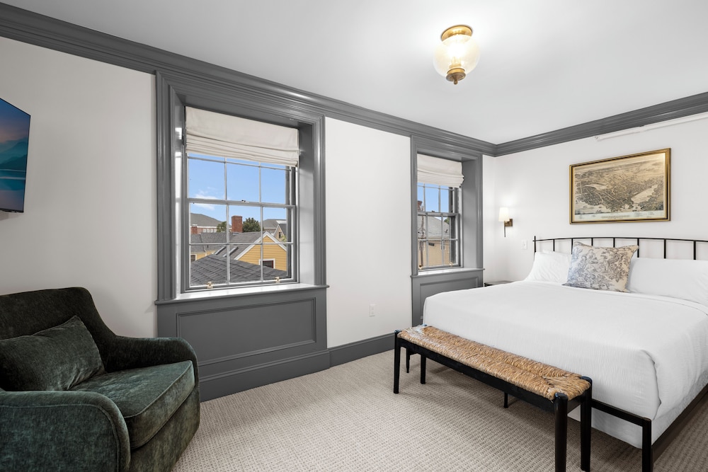 The Davenport Inn - photo 6