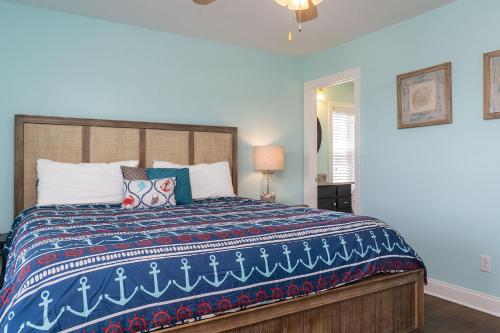 The Salty Dog by Oak Island Accommodations - photo 42