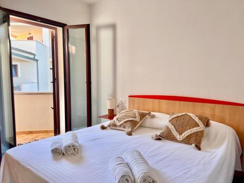 Camelia House Key to Villas — 4-Star Luxury Hotel in Valledoria, Italy