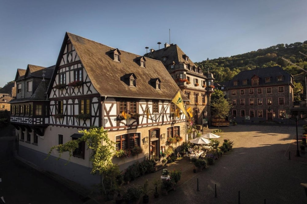 Hotel Restaurant Weinhaus Weiler — hotel in Oberwesel