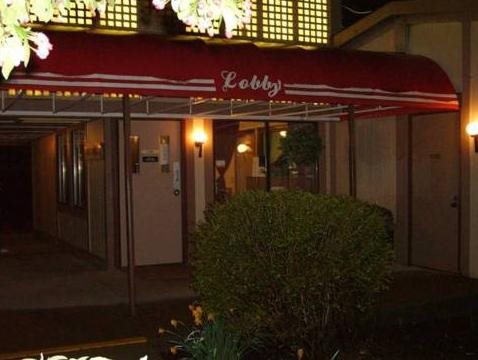 Budgetel Inn & Suites - last minute hotel in Columbus