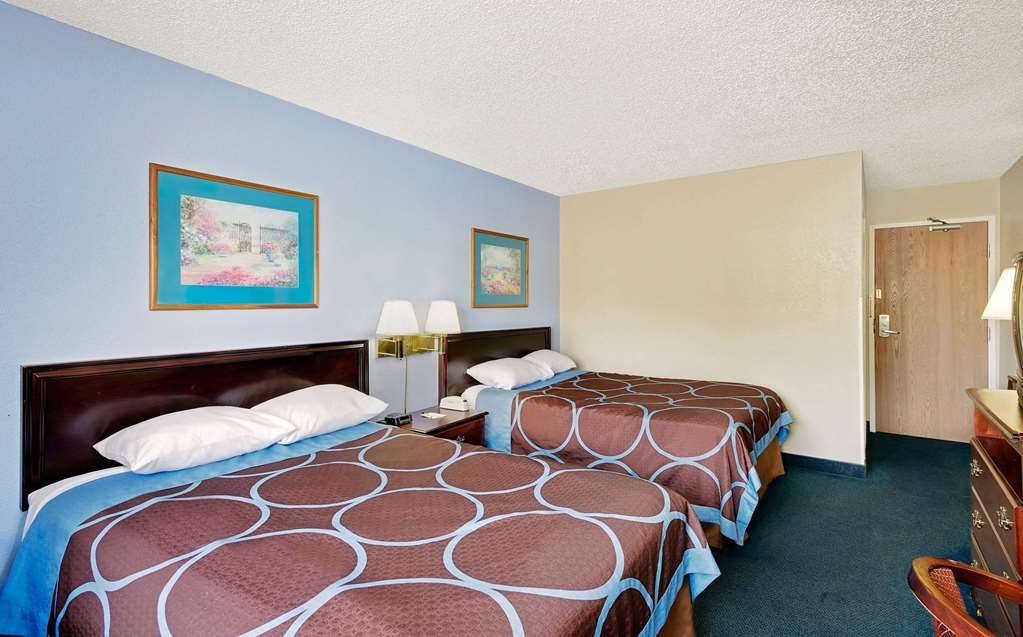 Super 8 by Wyndham Newburgh West Point Near Stewart Airport - photo 12
