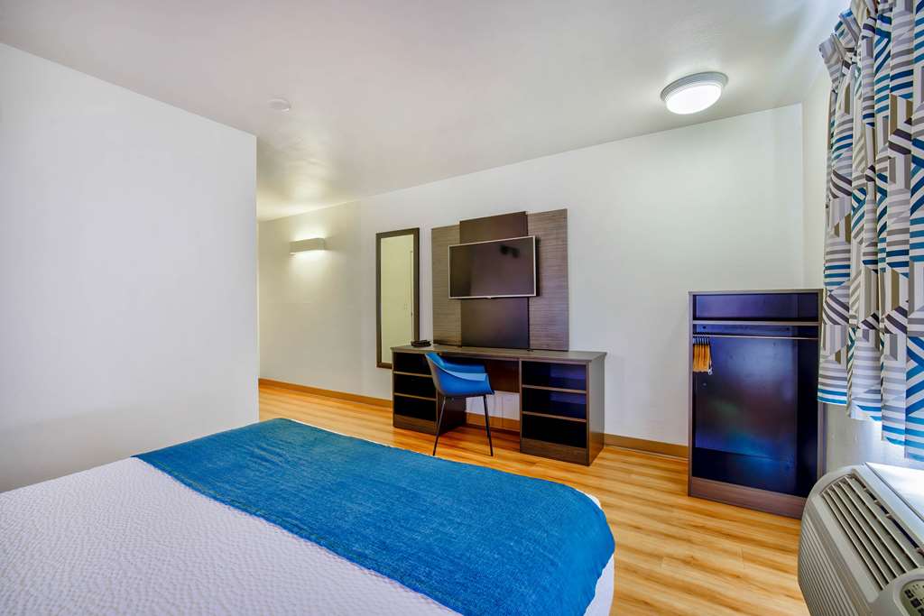 Motel 6 Duluth MN - photo 4