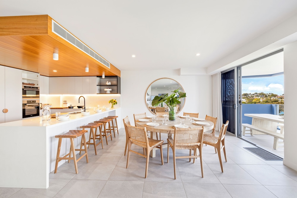Luxury Coastal Living Beach Life — Alexandra Headland — photo 5