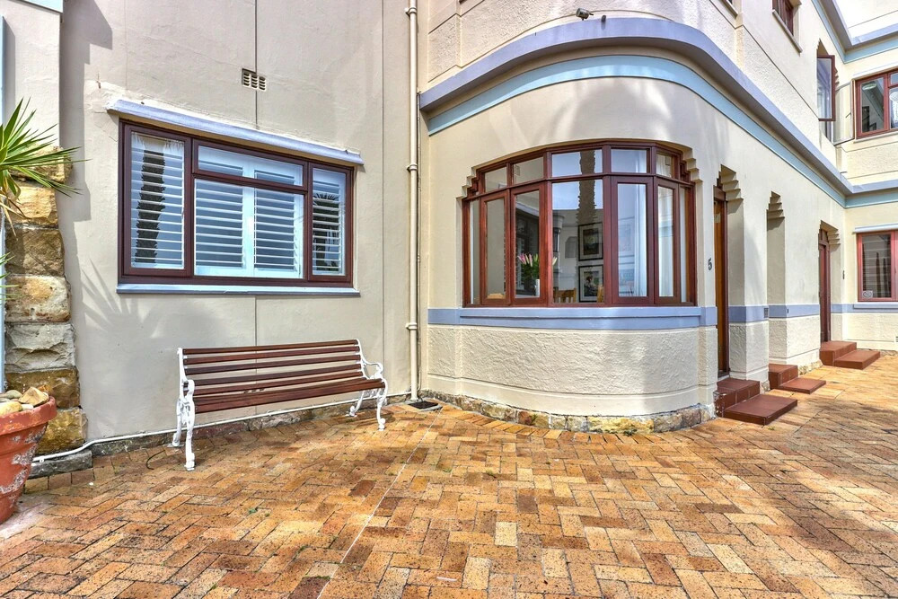 On the Beach in Camps Bay fully equipped 2 bedroom apartment