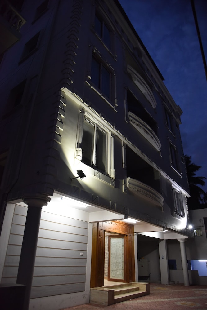 Hotel Reech in Nagercoil, India