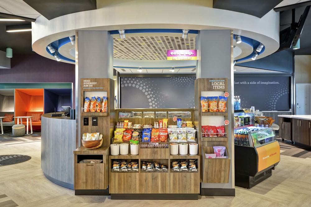 Tru by Hilton Chicopee Springfield - photo 6