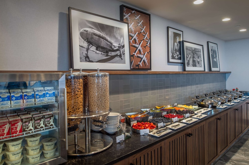 Hilton St. Louis Airport - photo 66