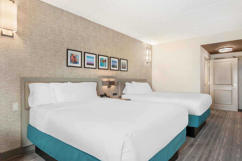 Hilton Garden Inn Wisconsin Dells - photo 54