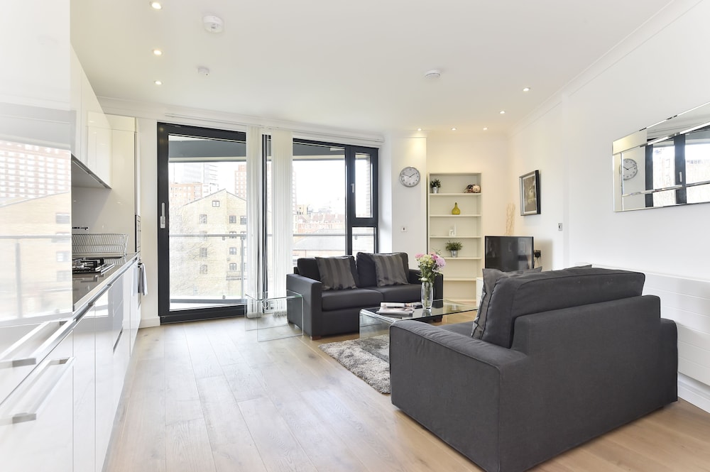 Tower Bridge City Apartments — 4-Star Luxury Hotel in London, United Kingdom