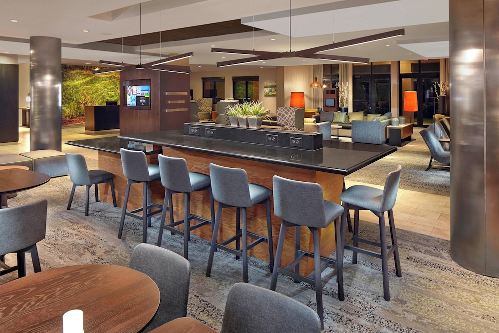 Courtyard By Marriott Stuart - photo 33
