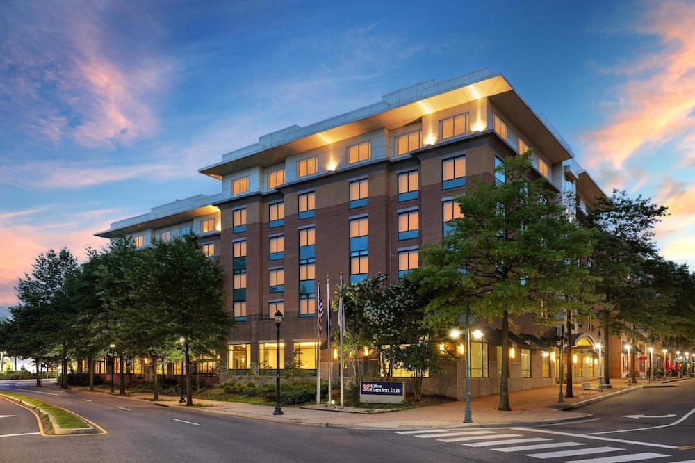 Hilton Garden Inn Arlington Shirlington - featured photo