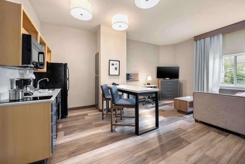 Candlewood Suites Bordentown Trenton by IHG - photo 19
