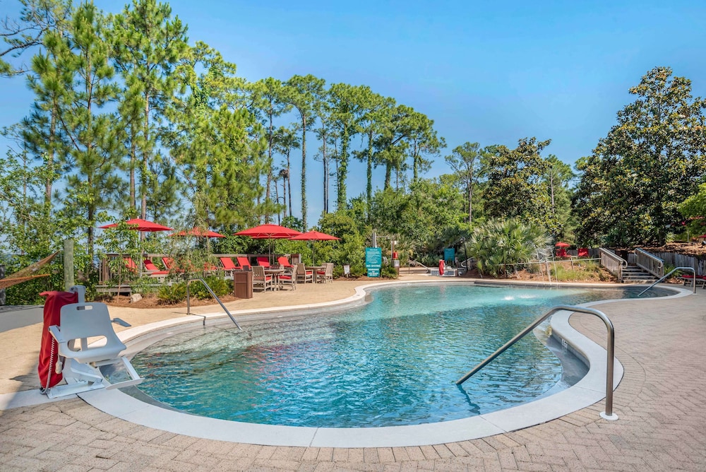 Hilton Grand Vacations Club in Sandestin Golf & Beach Resort in Miramar Beach, United States