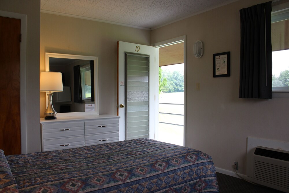 Sunny Hill Resort & Golf Course - photo 8