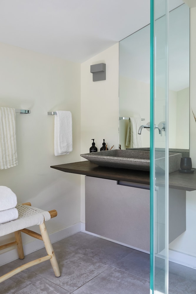 The Roundtree Amagansett - photo 42