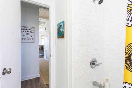 Conch West by Oak Island Accommodations - photo 22