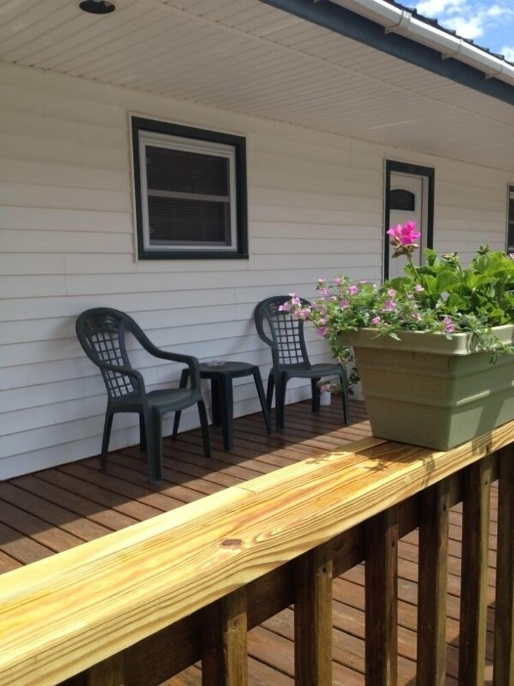 Baumann's Brookside Resort - photo 5